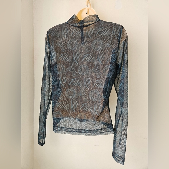 By Anthropologie- Blouse Women's S Black With Green Patern Mesh Turtle Neck - Picture 3 of 9